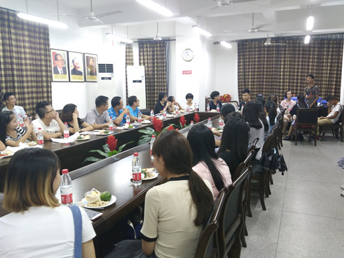 商学院少数民族学生中秋茶话会圆满结束